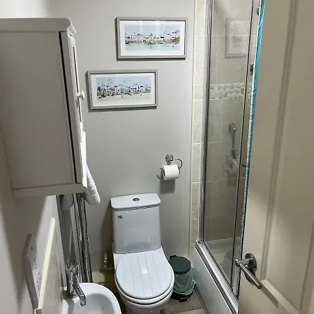 Ralph's Retreat At The Bay, Filey Apartment Reighton